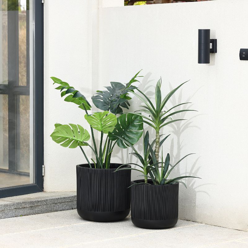 LuxenHome 17.3-Inch Round Black Stripes MgO Planter, 3 of 9
