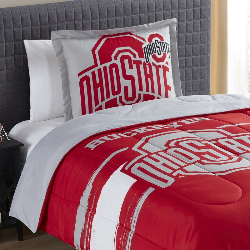 NCAA Officially Licensed Comforter Set, 3 of 7
