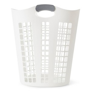 Gracious Living Easy Carry Large Vented Plastic Laundry Hamper w/Handles, White - 1 of 4