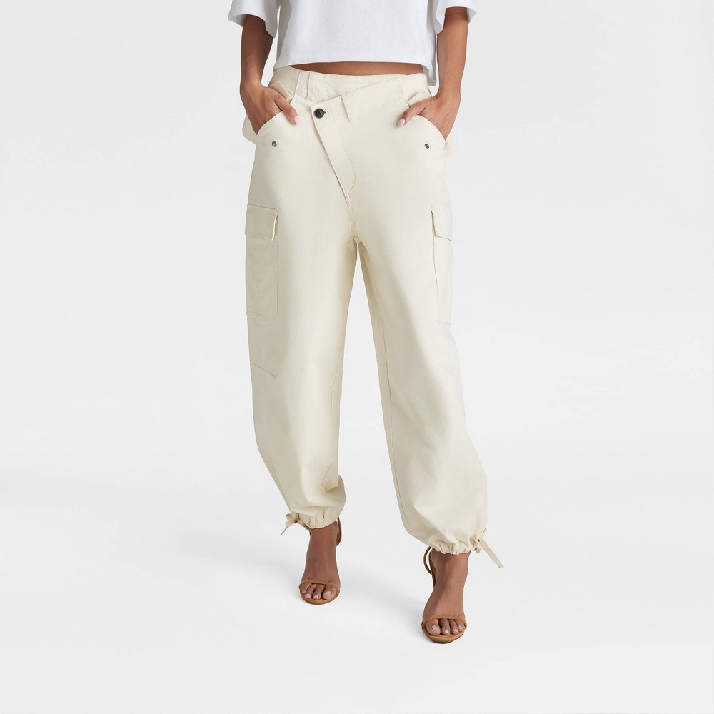 kbb by kahlana women's 'the mid-rise cargo pants' - cream m