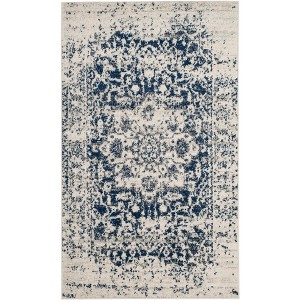 Madison MAD603 Non-Shedding Power Loomed Indoor Rugs - Safavieh - 1 of 4
