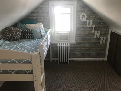 Guest review image 1 of 2, zoom in