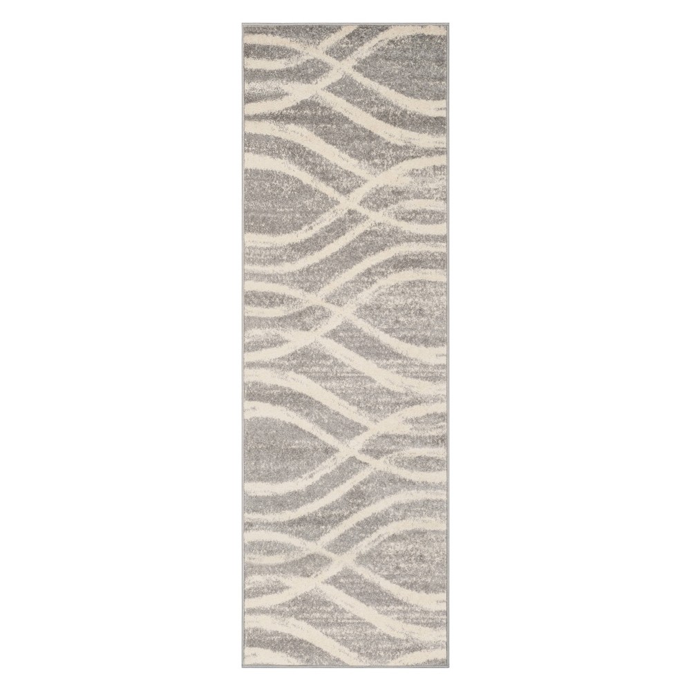 2'6inx8' Wave Runner Gray/Cream - Safavieh