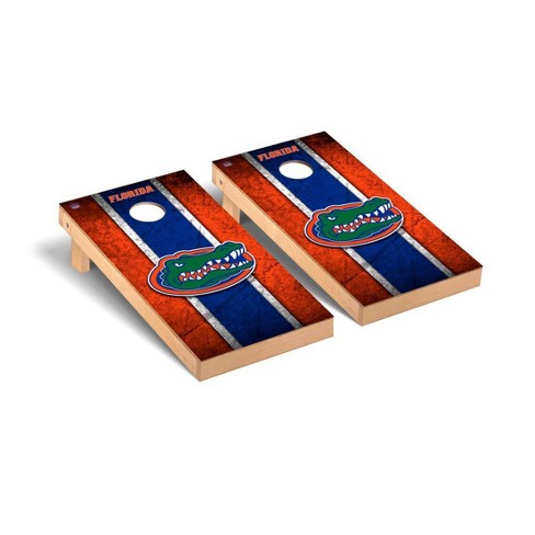 Chicago Bears 2' x 4' Triangle Weathered Regulation Cornhole Board Set