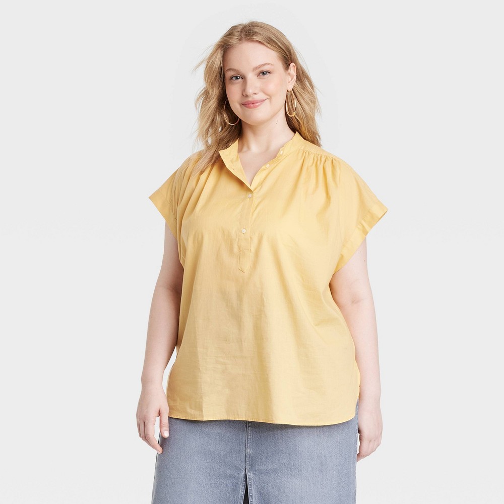 Women's Popover Short Sleeve Blouse - Universal Thread™ Yellow 4X