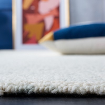 Handmade Light Sage and Ivory Tufted Wool Rug, 4' x 6'