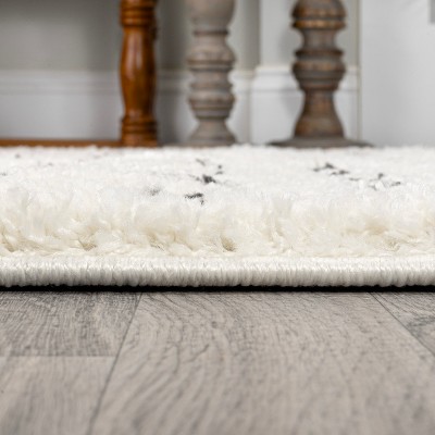 Reversible Black Geometric Shag Area Rug - Easy Care 5x8