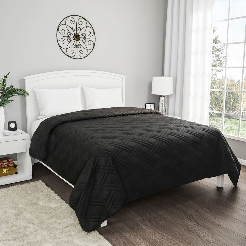 Hastings Home Basketweave Quilted Coverlet for All Seasons, Full/Queen Size - Black, 3 of 5