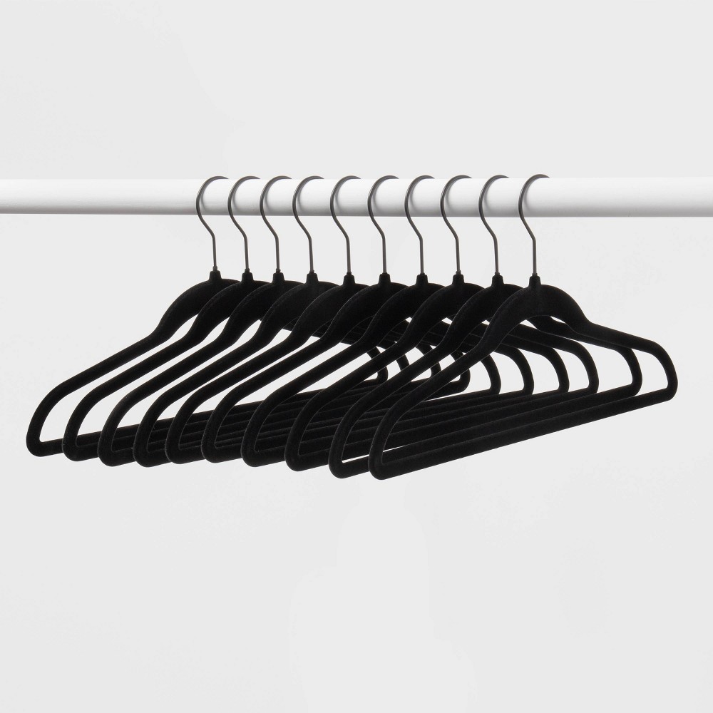 ( Pack 4 of 10 count ) Petite Flocked Hangers Black - Brightroom™