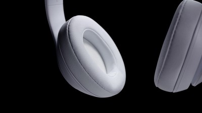 Beats Studio3 Over ear Noise Canceling Bluetooth Wireless