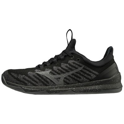 black training shoes mens