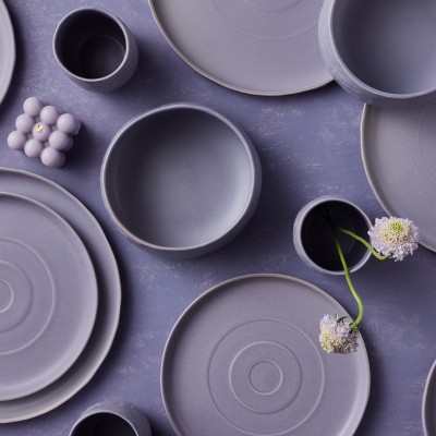 Lavender and White Textured Ceramic 16-Piece Dinnerware Set