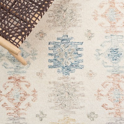 Handmade Ivory Wool Tufted Rectangular Area Rug - 59 in
