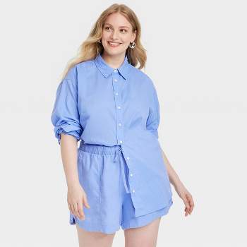 Women's Cropped Sleeveless Denim Halter Shirt - Universal Thread