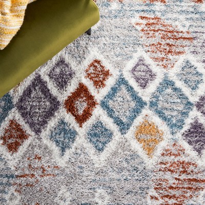 Ivory and Multicolor Berber Shag Area Rug, 4'5" x 6'5"