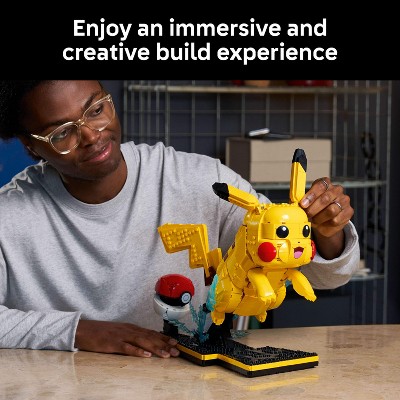 Детские конструкторы LEGO Pokémon Pikachu and Poké Ball 72152 — фото 3