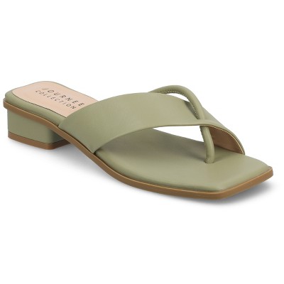 Journee Women's Mina Flat Sandals