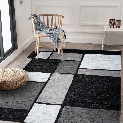 Dark Grey Geometric Synthetic 5' x 7' Reversible Area Rug