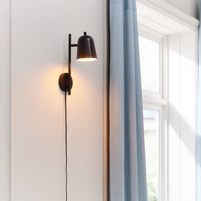Globe Electric 1-Light Plug-In or Hardwire Matte Black Wall Sconce with Pivoting Shade: ETL Listed, Iron Body, 60W