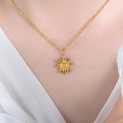 Clotth Gold Sun Pendant Necklace for Women, Dainty Celestial Jewelry with Radiant Charm, Minimalist Gold Tone Chain - 40+5 cm