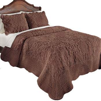 Collections Etc Elegant Ultra-Soft Faux Fur Plush Quilt Bedding with Scalloped Edges and Scroll and Lattice Patterns