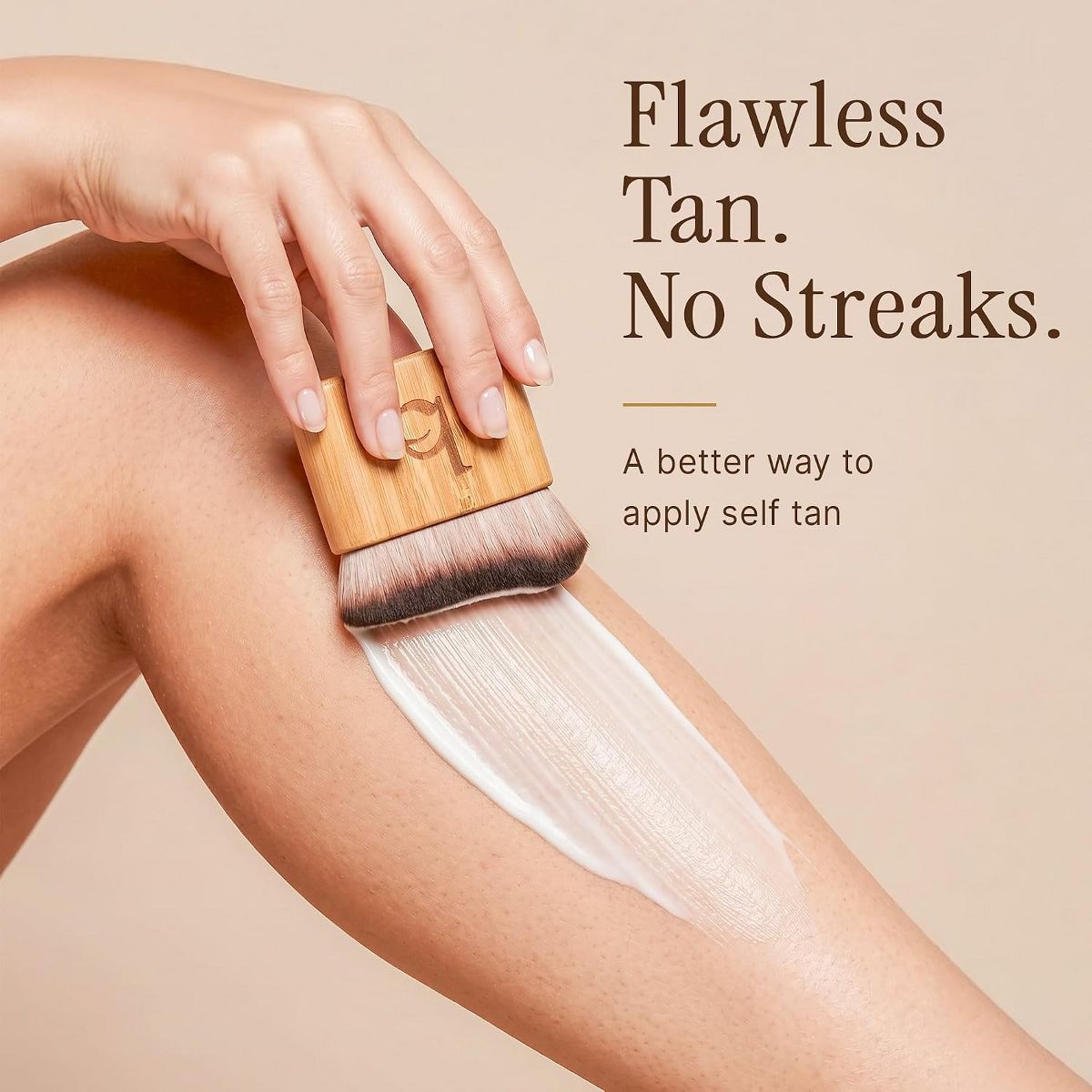Beauty by Earth Self Tanning Brush - thumbnail 3