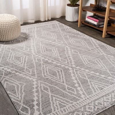 Rih Moroccan Style Diamond Area Rug  - JONATHAN Y