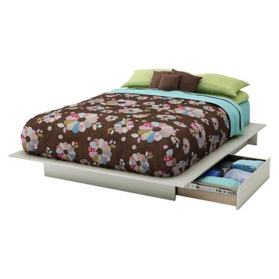 Queen White Wood Platform Bed with Storage Drawers