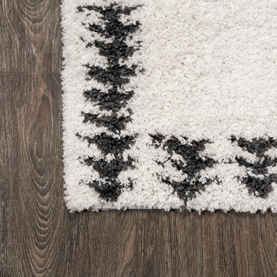 Calvia Reversible Black Diamond Shag Round Rug - 5ft