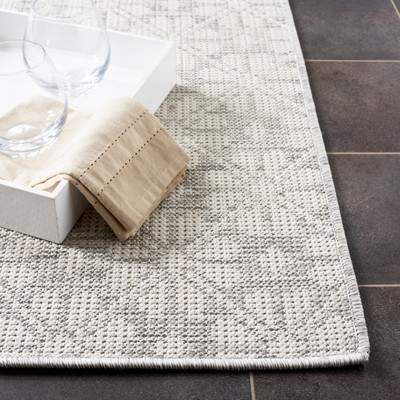 Hand-Knotted Synthetic Square Geometric Rug, Black and Green, 6'5" x 9'6"