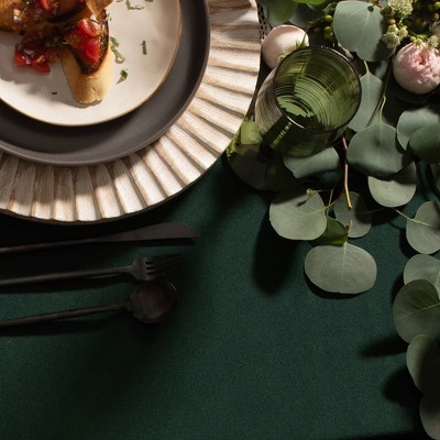 Hunter Green Heavy Duty Rectangular Polyester Tablecloth 90 x 132 Inch