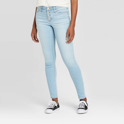 light wash ankle jeans