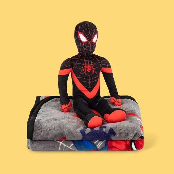 Character Shop gifts $40 & under