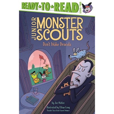 Don't Wake Dracula - (Junior Monster Scouts) by Joe McGee