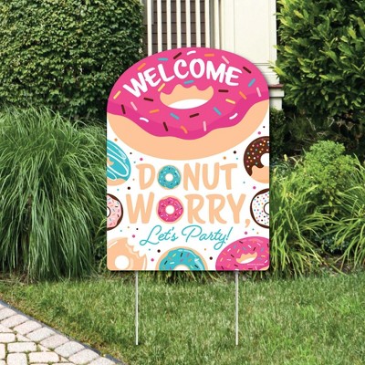 Big Dot of Happiness Donut Worry, Let's Party - Party Decorations - Doughnut Party Welcome Yard Sign