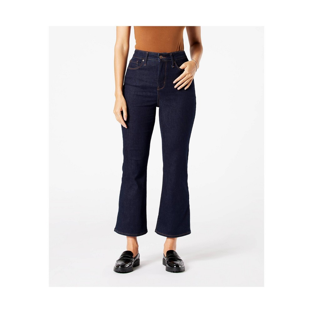 DENIZEN from Levi's Women's High-Rise Sculpting Cropped Flare Jeans - Runaway Rinse 4 /size w 27