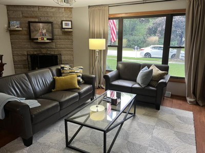 Guest review image 1 of 3, zoom in