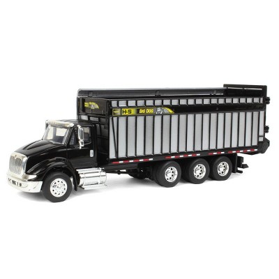 Spec Cast 1/64 White International 8600 Tractor Trailer With Single Rear Door (Diecast, 34549)