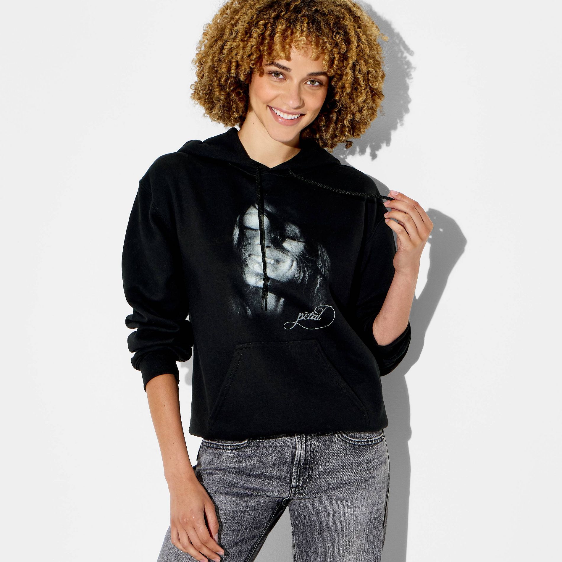 Women's Ariana Grande Graphic Hooded Pullover Sweatshirt - Black