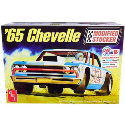 Skill 2 Model Kit 1965 Chevrolet Chevelle Modified Stocker 1/25 Scale Model by AMT