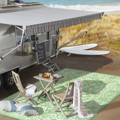 9' x 12' Green and Cream Floral Synthetic Rectangular Area Rug