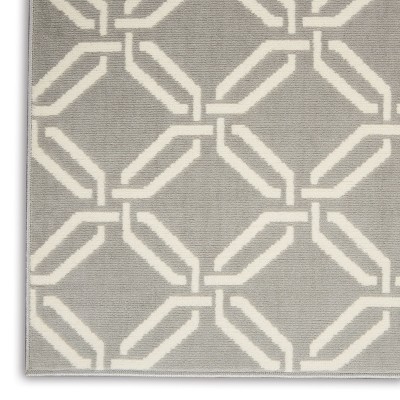Trellis Chic Gray Synthetic 5' x 7' Hand-Knotted Area Rug