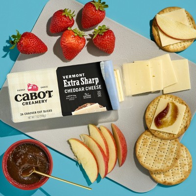 Cabot Creamery Extra Sharp Cheddar Cheese Cracker Cuts - 7oz