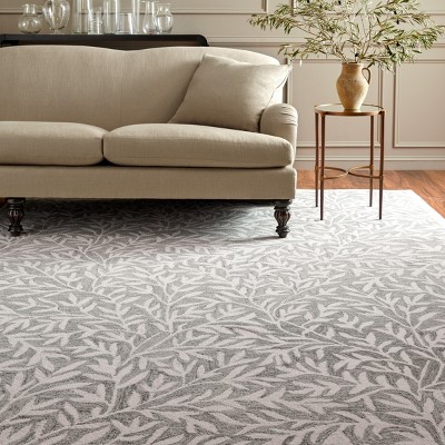 Grey and Ivory 4' x 6' Handmade Tufted Wool Area Rug