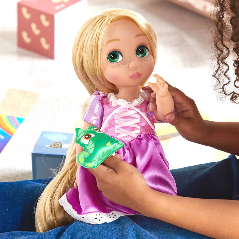 Disney Princess Animator Rapunzel Doll - Disney store, 4 of 12