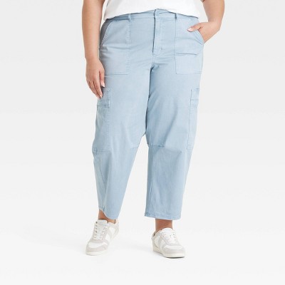 Women's Mid-Rise Barrel Leg Cargo Pants - Universal Thread™