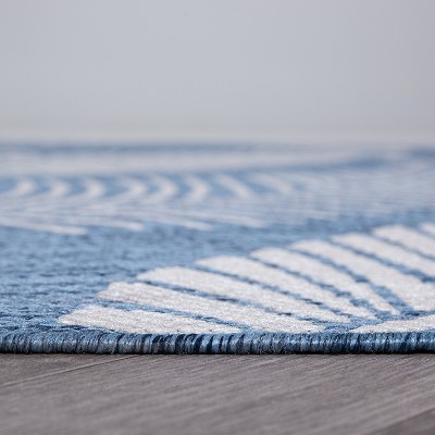 Blue and White Synthetic Flat Woven Floral 8' x 10' Area Rug