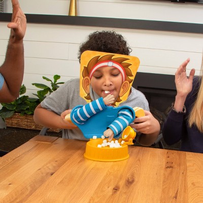 PlayMonster Marshmallow Madness Board Game