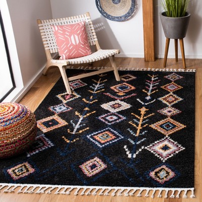 Hand-Knotted Black Diamond Wool 4' x 6' Rug