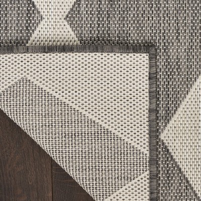 Charcoal and Off-White Diamond Pattern Synthetic 5' x 7' Rug